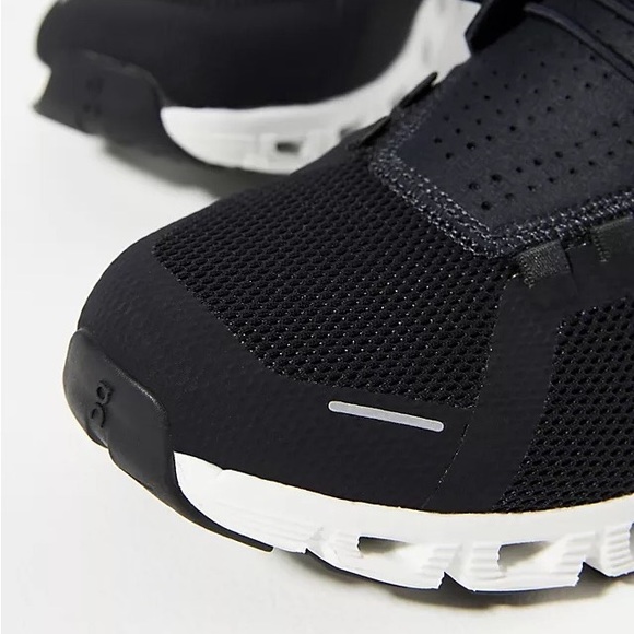 ON Cloud 5 Sneakers Sz 8 - Picture 4 of 17